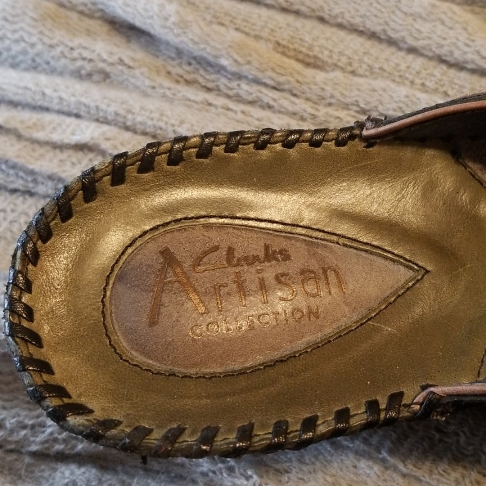 Wedge Clogs - Picture 3 of 5